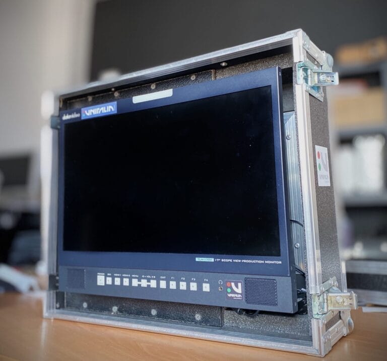 DataVideo TLM-170V 17" ScopeView Monitor Kit Production
